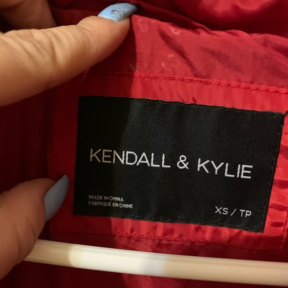 Kendall and Kylie Jacket - Picture 3 of 5